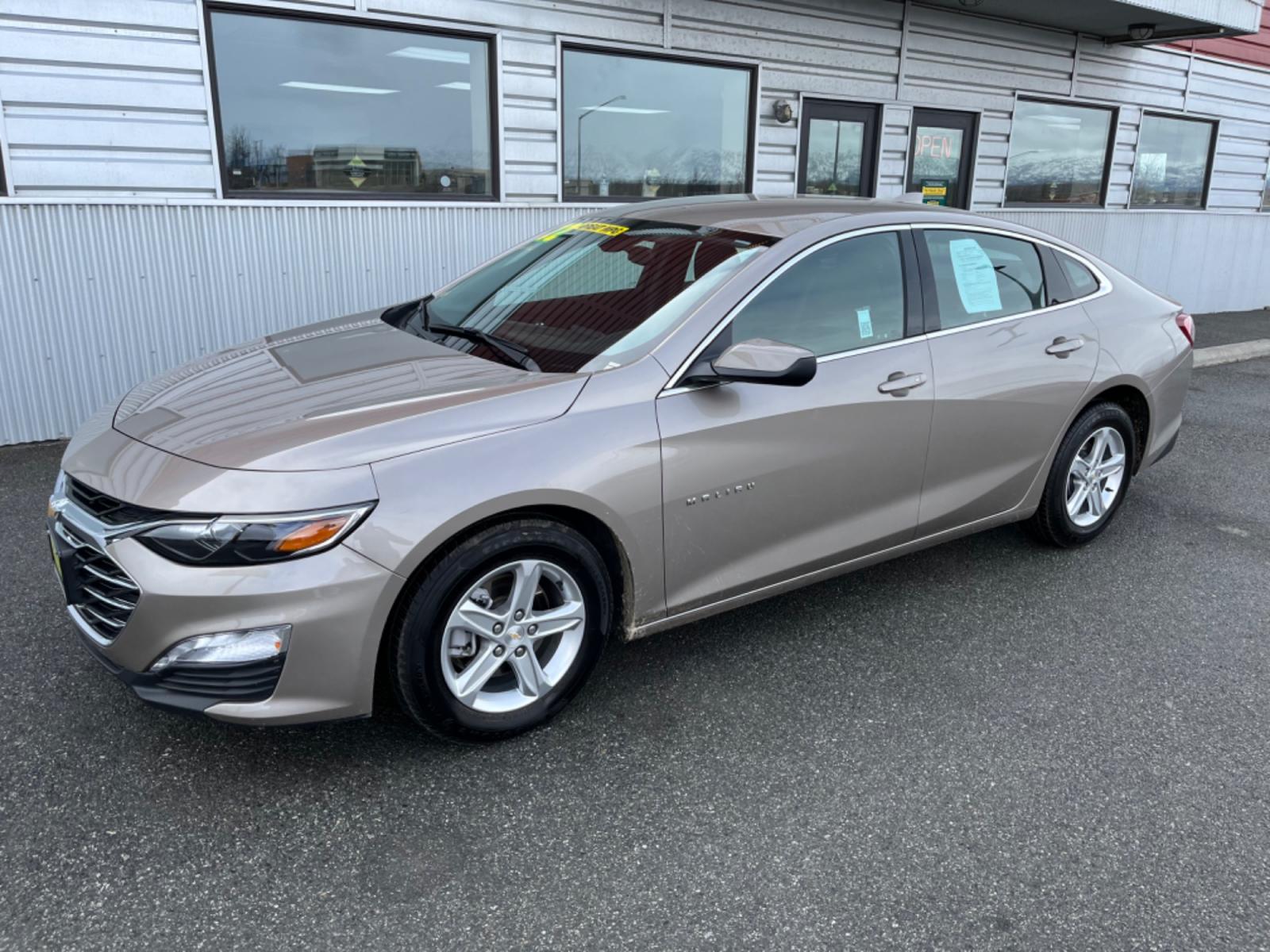 2022 TAN /Black CHEVROLET MALIBU LT (1G1ZD5ST5NF) with an 1.5L engine, Continuously Variable transmission, located at 1960 Industrial Drive, Wasilla, 99654, (907) 274-2277, 61.573475, -149.400146 - Photo #1